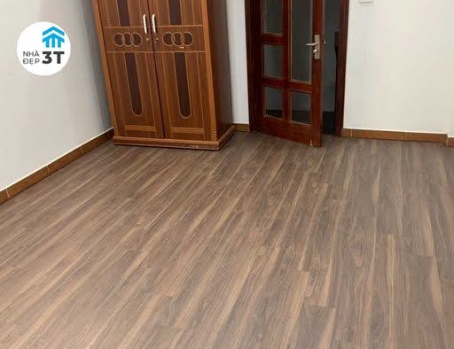 Sàn gỗ cốt đen: Lựa chọn bền đẹp, phù hợp khí hậu Việt Nam